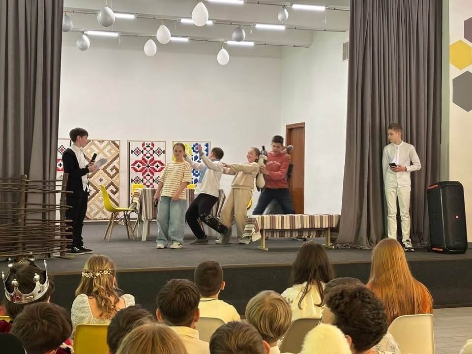 Фото — Гімназія "Євшан"