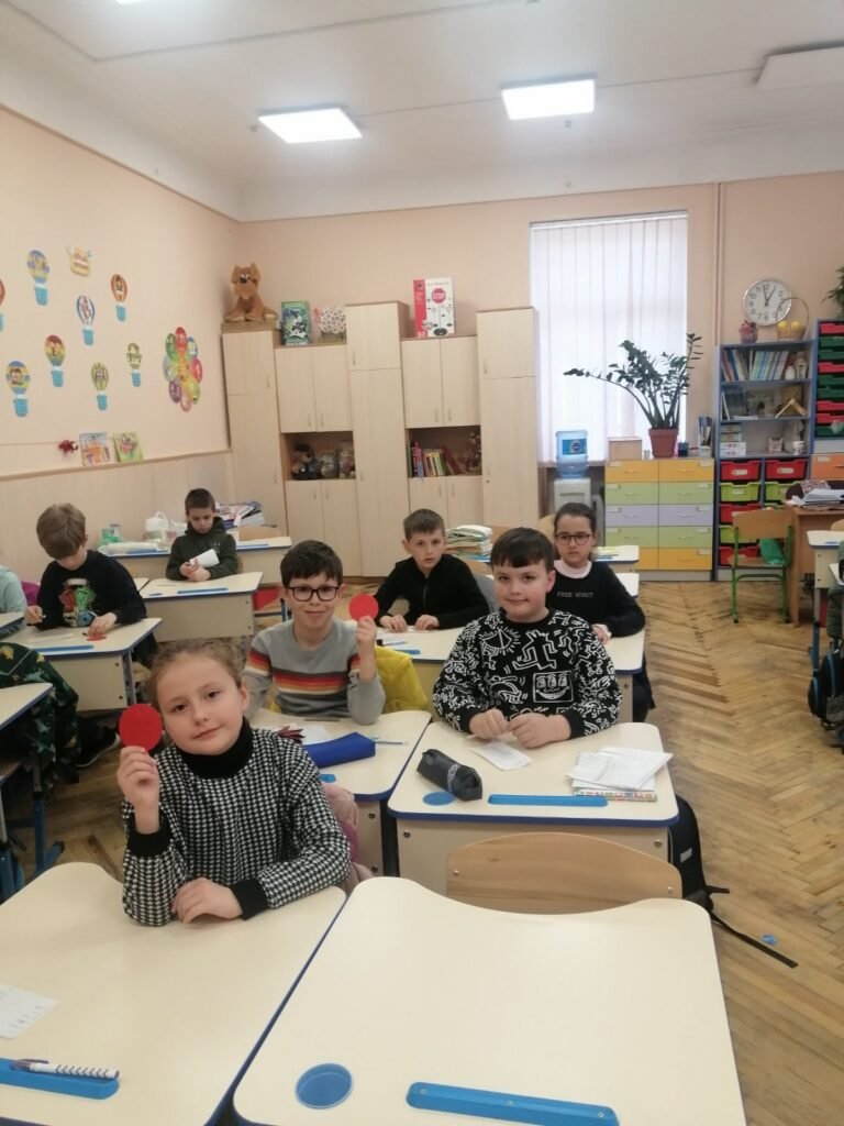 Фото — Ліцей № 100 "Поділ"
