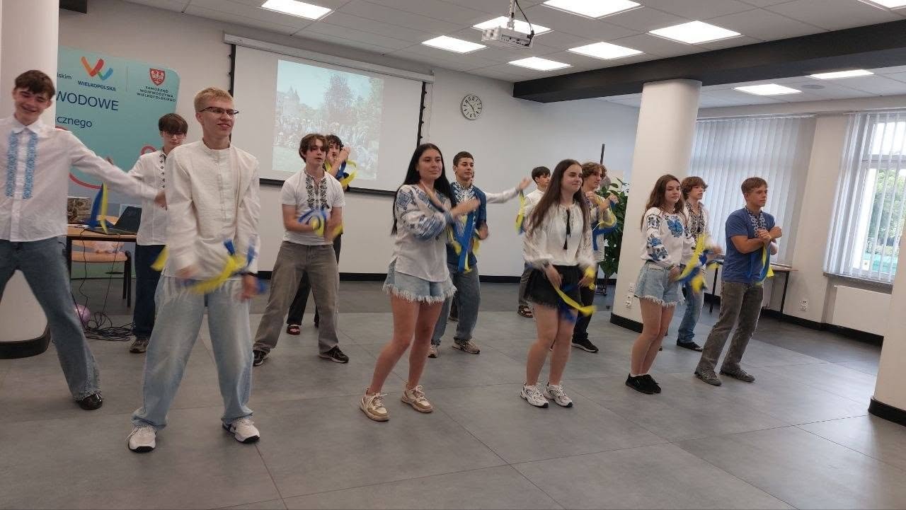 Фото — Харківський науковий ліцей «Обдарованість»